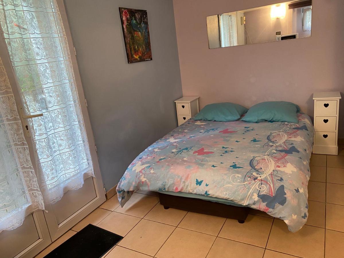 Charmant Studio Equipe Proche Paris Et Versailles Chaville Exterior photo