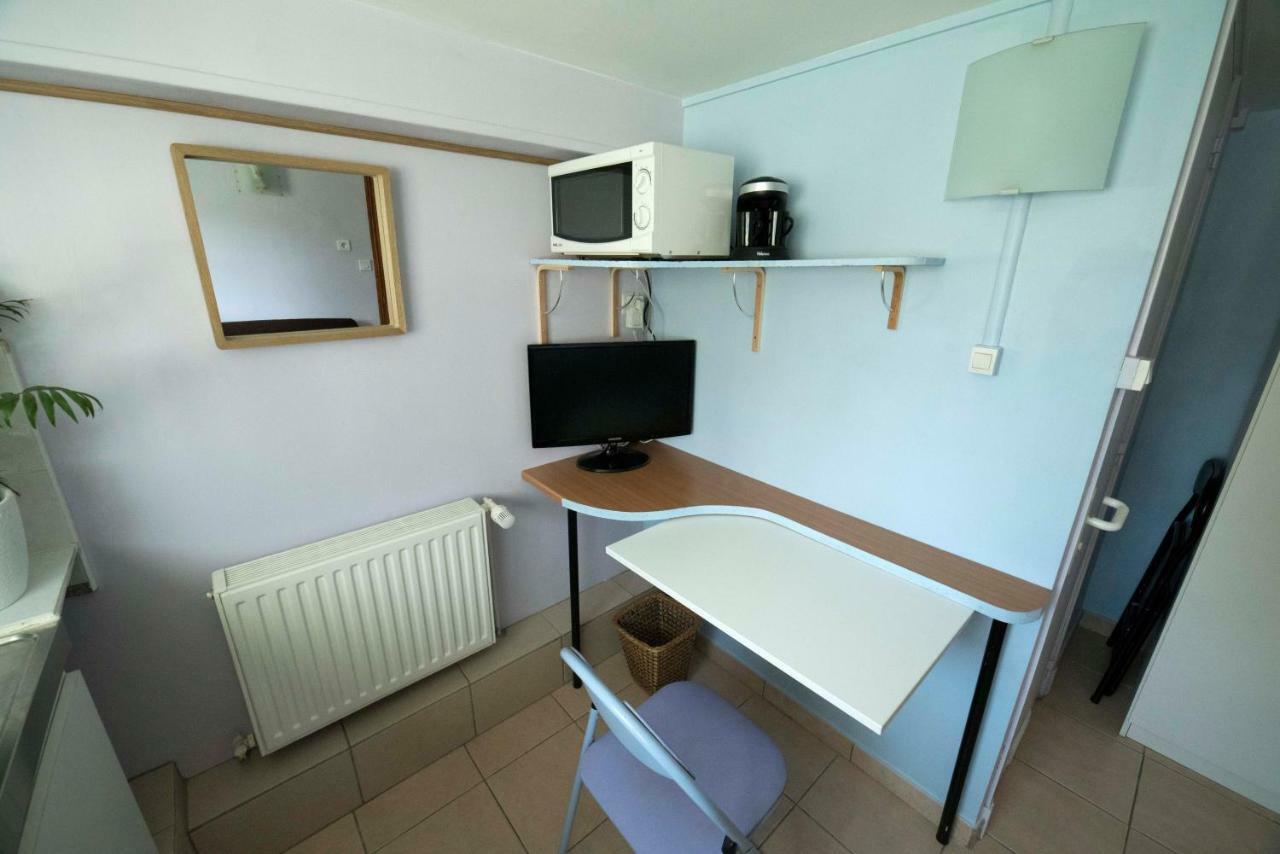 Charmant Studio Equipe Proche Paris Et Versailles Chaville Exterior photo